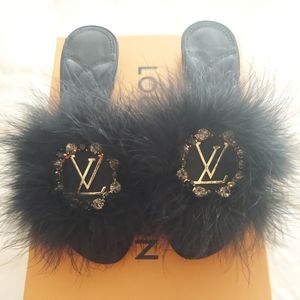 AUTHENTIC LOUIS VUITTON BLACK MARIBU SANDAL MULE LV LOGO JEWELS 37